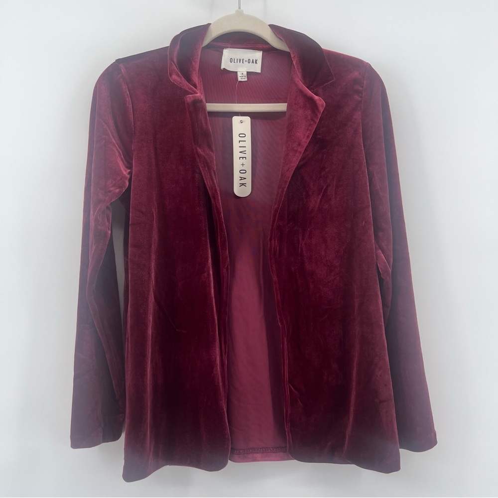 NWT Olive + Oak Jacki Velvet Open Front Blazer Women’s Size Small Burgundy